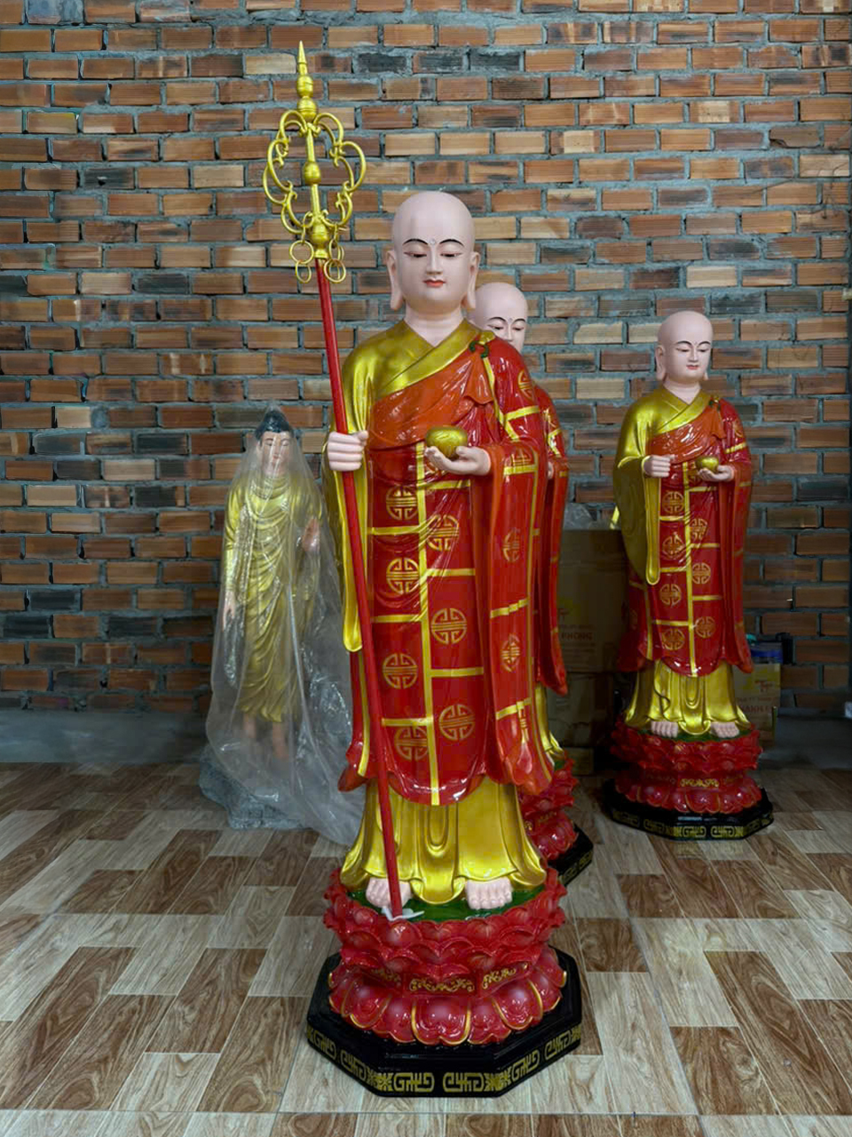 Tôn tượng Địa Tạng Vương Bồ Tát, cao 135cm